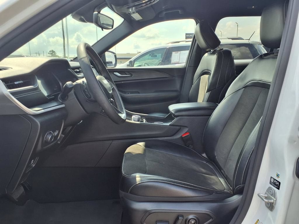 2024 Jeep Grand Cherokee Altitude 4x2