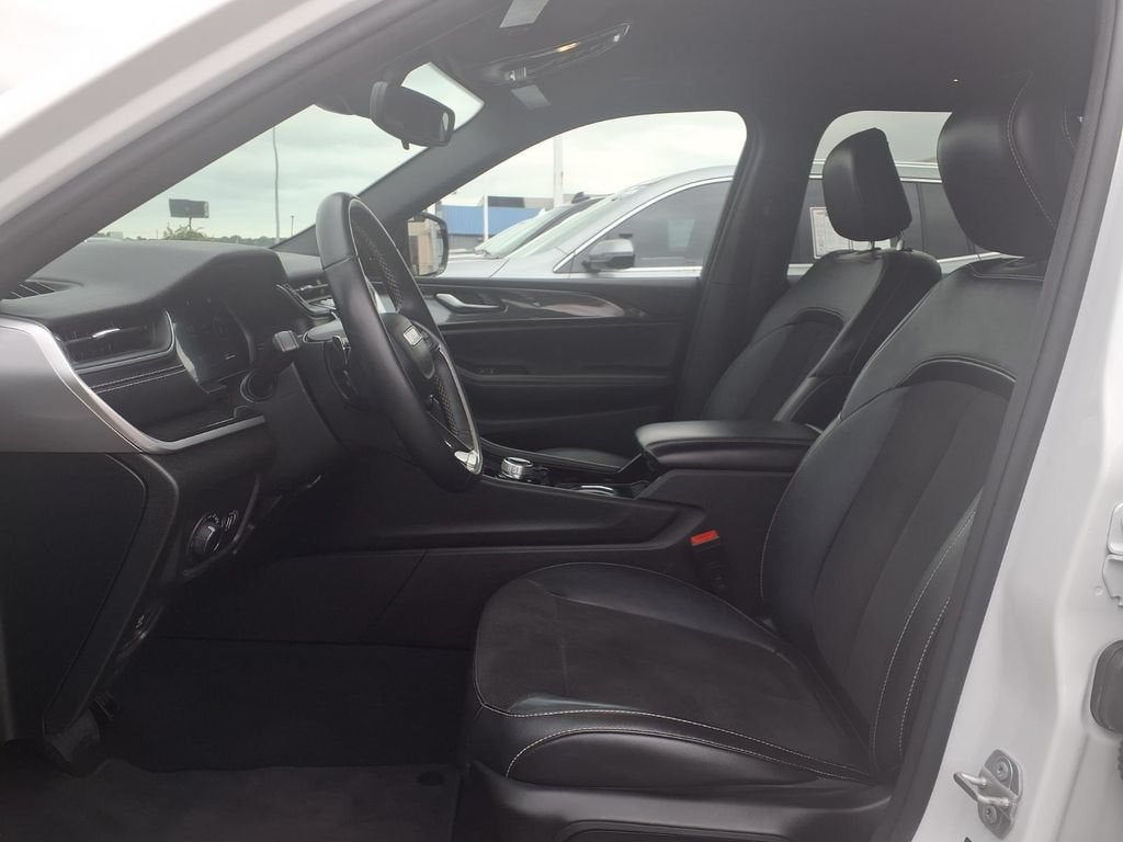 2022 Jeep Grand Cherokee L Altitude 4x4