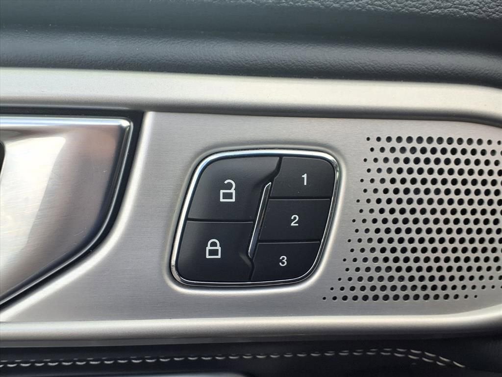 2020 FORD TRUCK EXPLORER Base