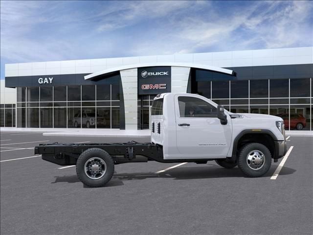 2026 GMC Sierra 3500 HD Chassis Cab Pro