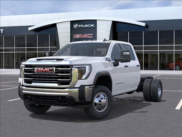 2026 GMC Sierra 3500 HD Chassis Cab Pro