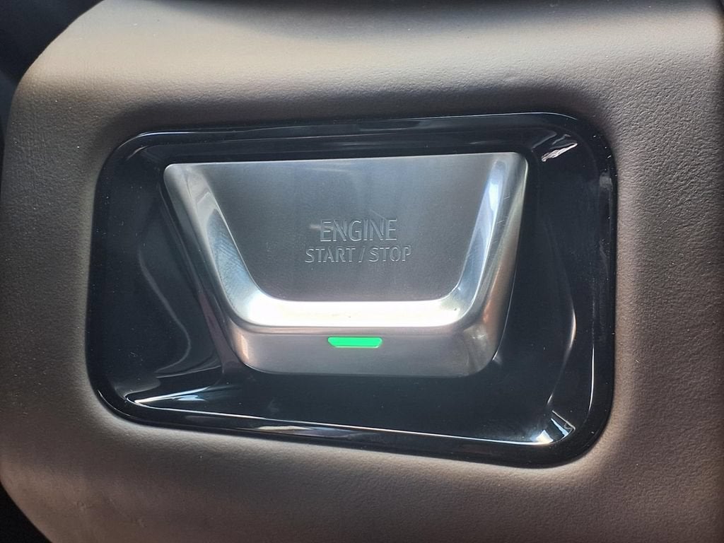 2026 GMC Yukon Denali Ultimate - Photo 6