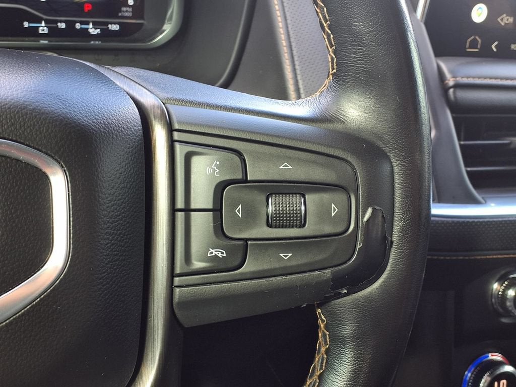 2022 GMC Yukon XL AT4