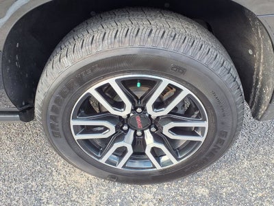 2022 GMC Yukon XL AT4