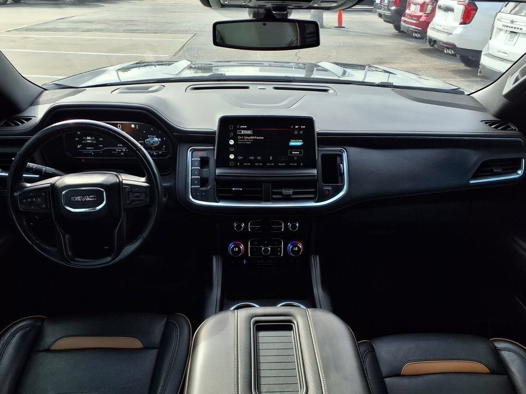 2022 GMC Yukon XL AT4