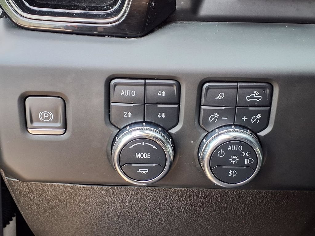 2024 GMC Sierra 3500 HD AT4