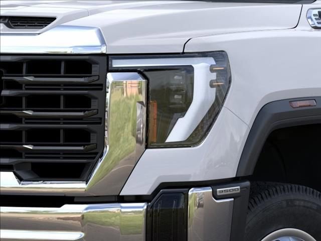 2026 GMC Sierra 3500HD Pro - Photo 10