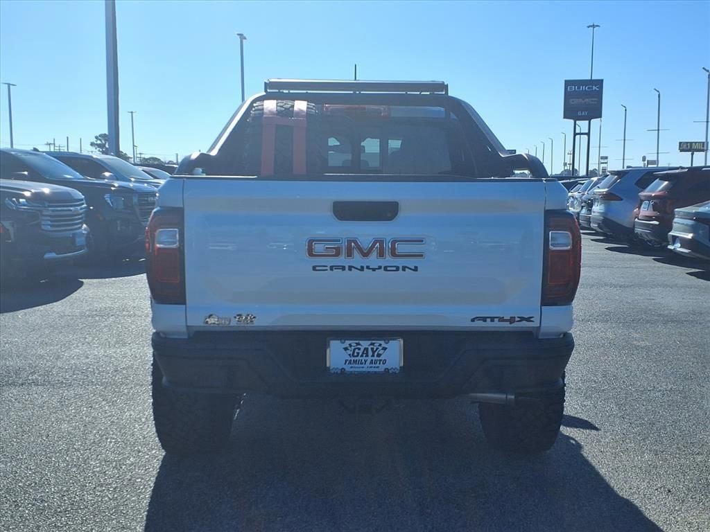 2025 GMC Canyon AT4