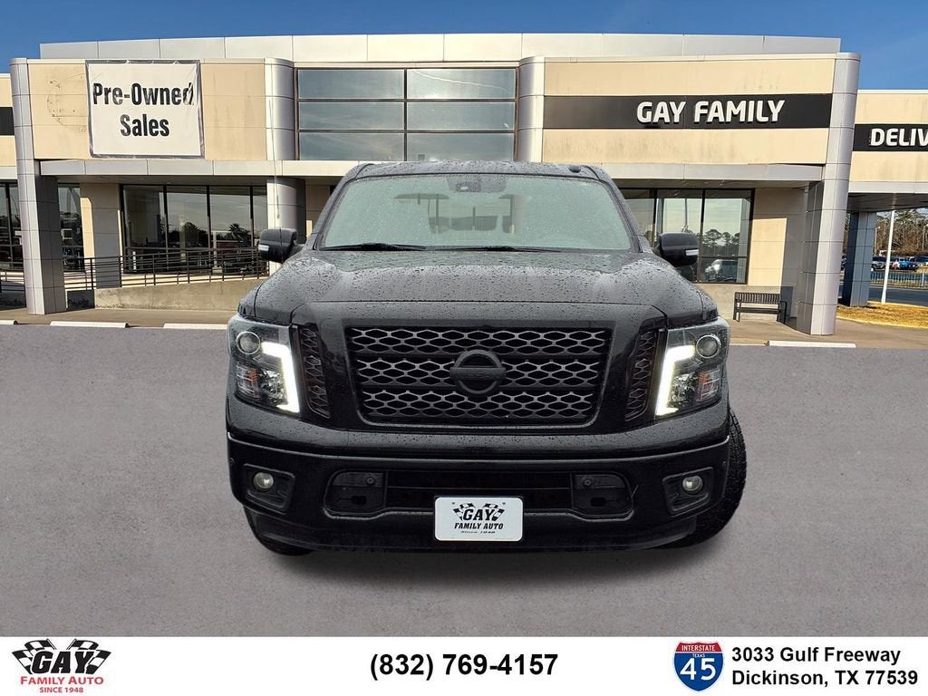 2018 Nissan TITAN SV