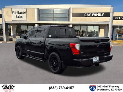 2018 Nissan TITAN SV