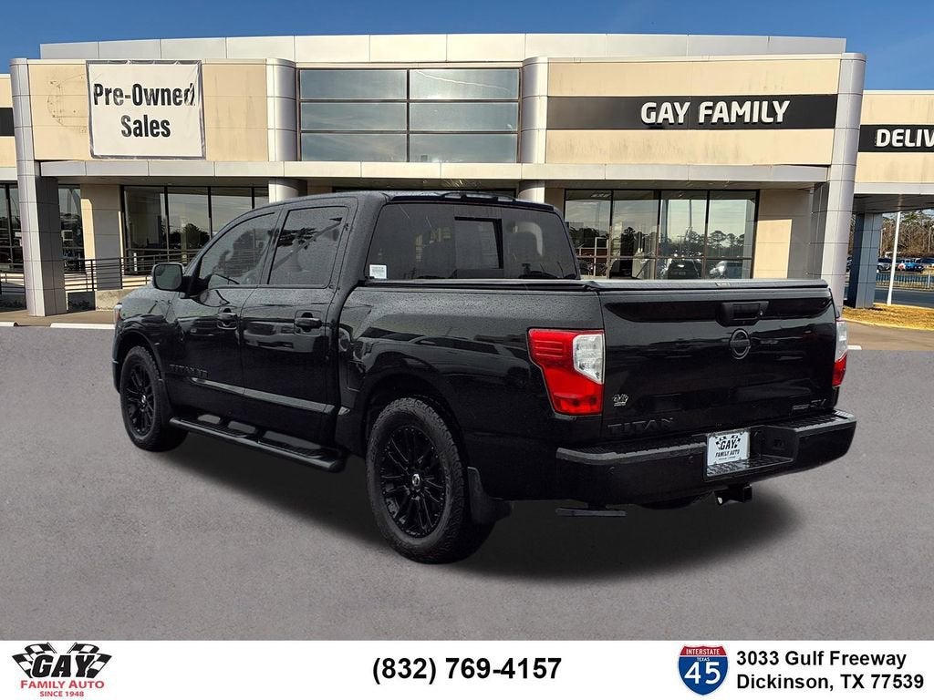 2018 Nissan TITAN SV