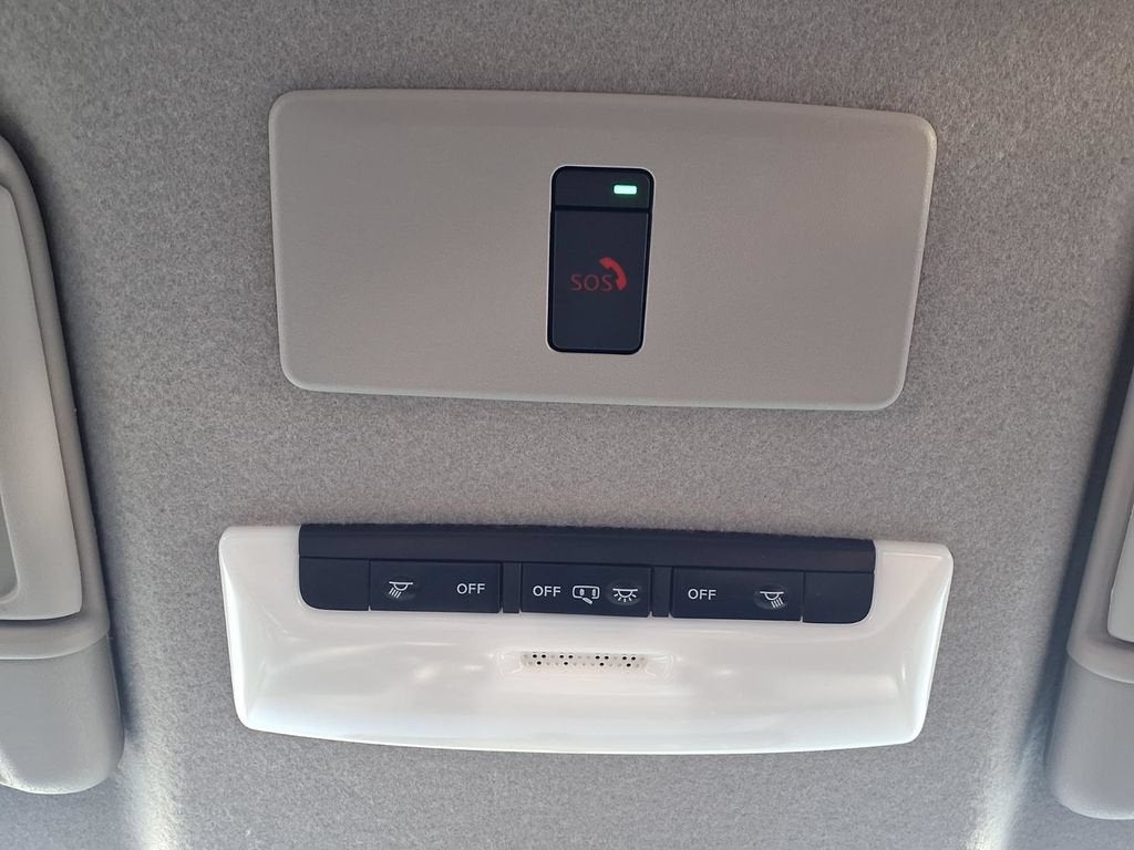 2024 Nissan Kicks SV Xtronic CVT