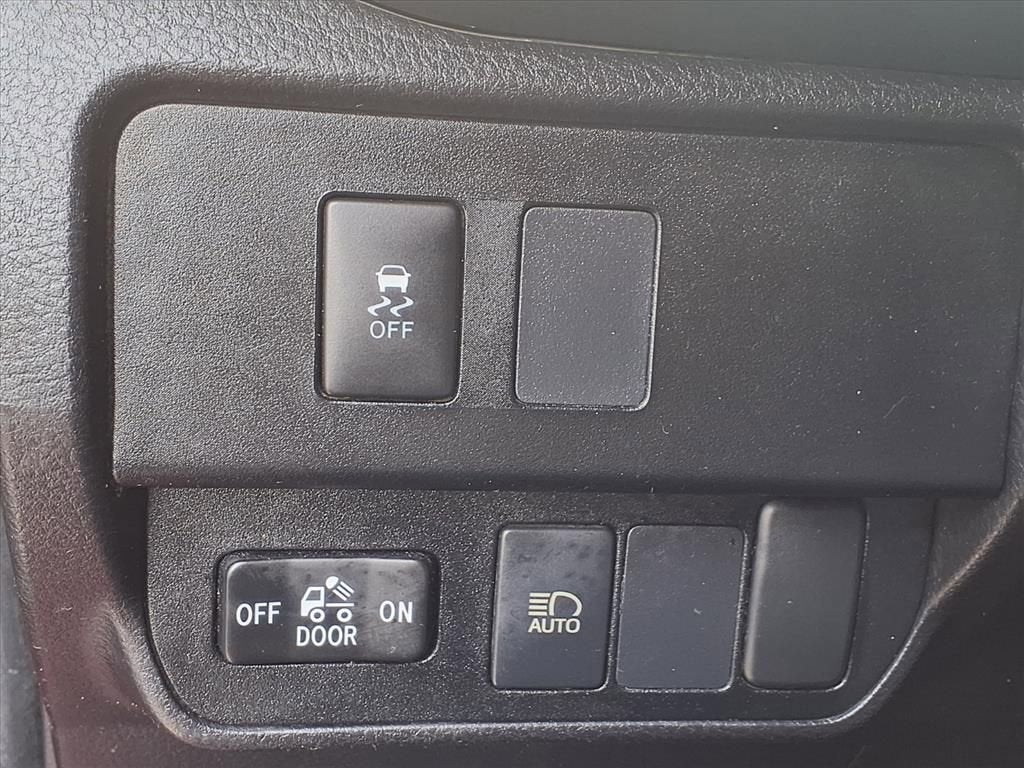 2022 Toyota Tacoma 4WD SR