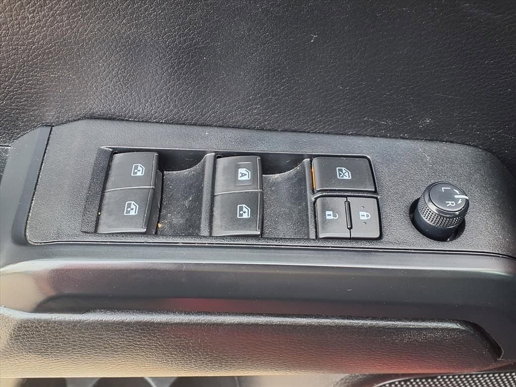 2022 Toyota Tacoma 4WD SR