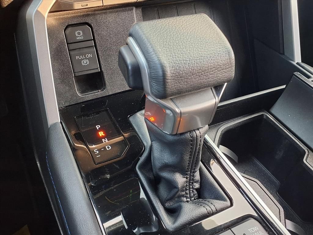 2024 Toyota Sequoia SR5