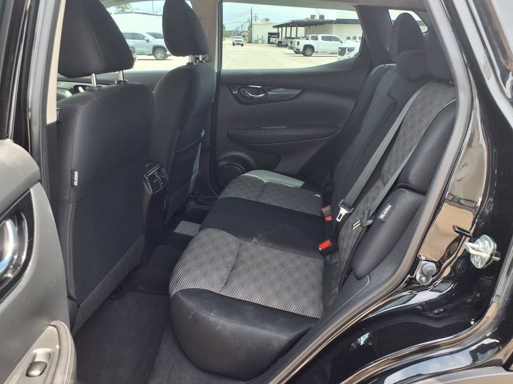 2021 Nissan Rogue Sport SV FWD Xtronic CVT