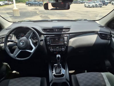 2021 Nissan Rogue Sport SV FWD Xtronic CVT