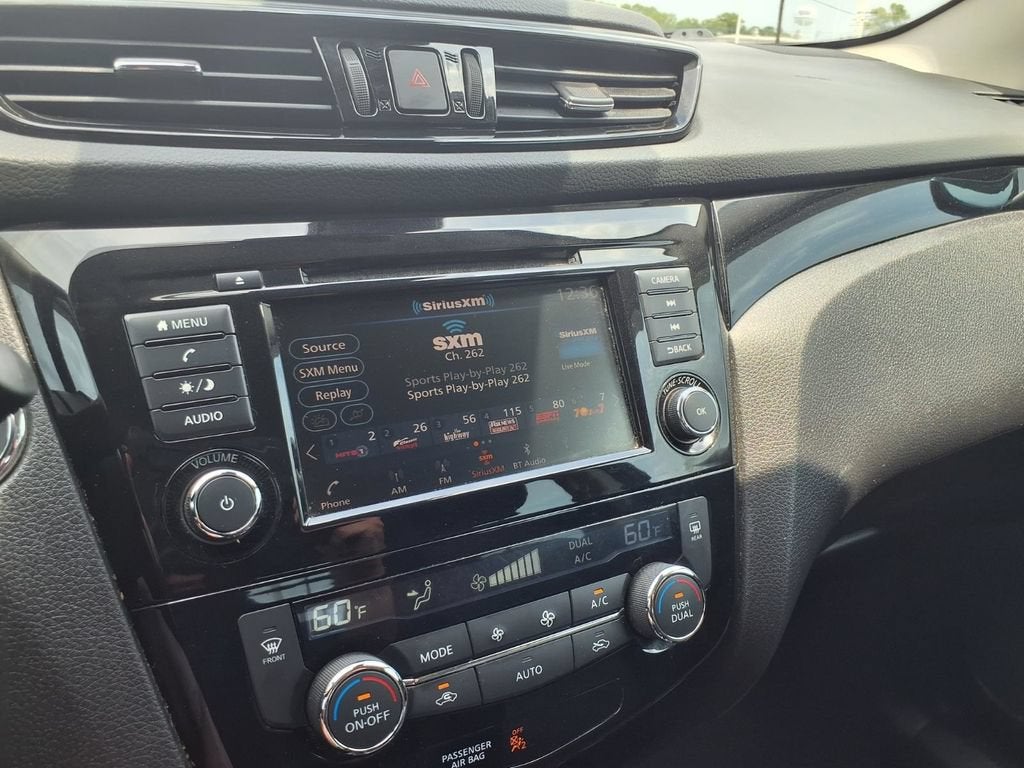 2021 Nissan Rogue Sport SV FWD Xtronic CVT