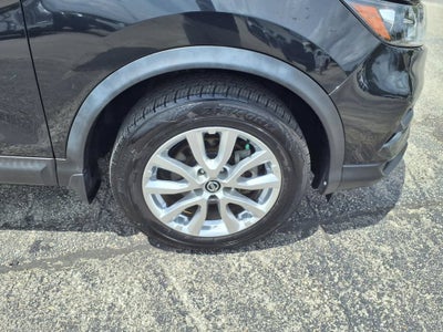 2021 Nissan Rogue Sport SV FWD Xtronic CVT