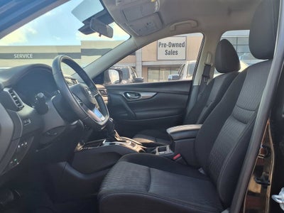 2020 Nissan Rogue SV FWD