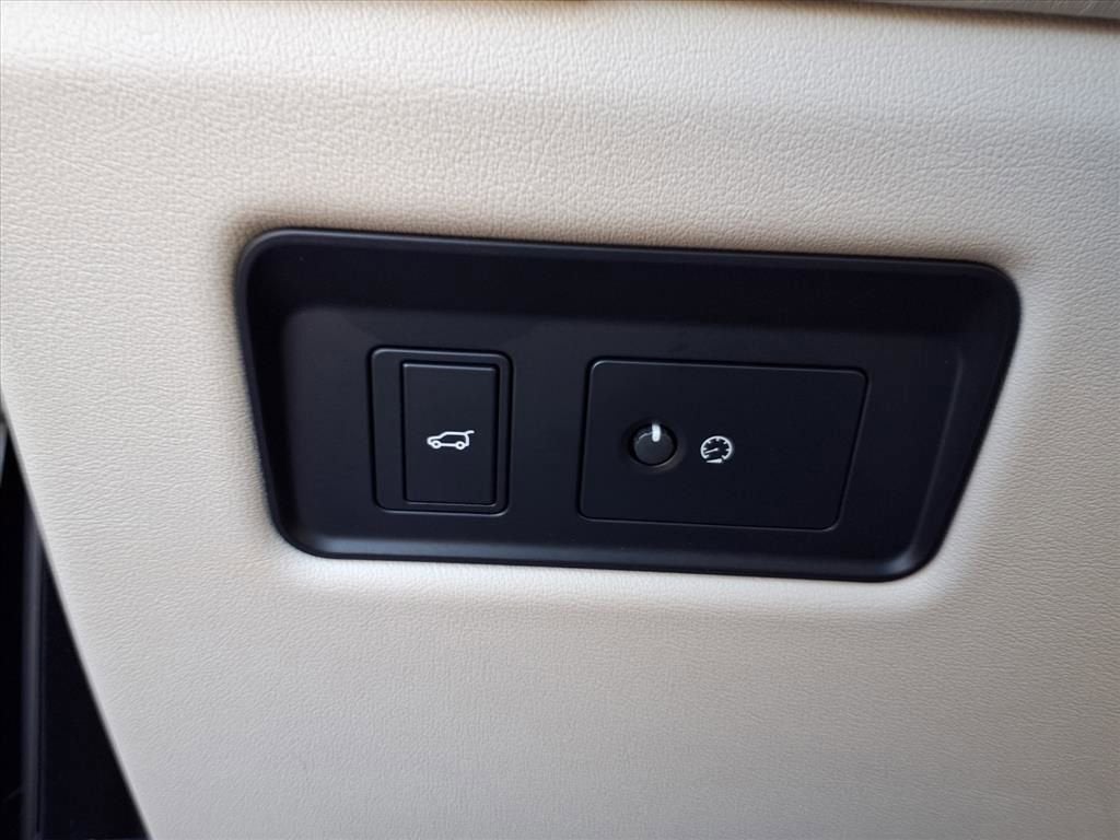 2020 Land Rover Range Rover P525 HSE