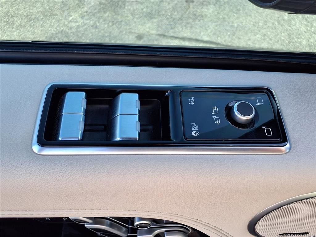 2020 Land Rover Range Rover P525 HSE