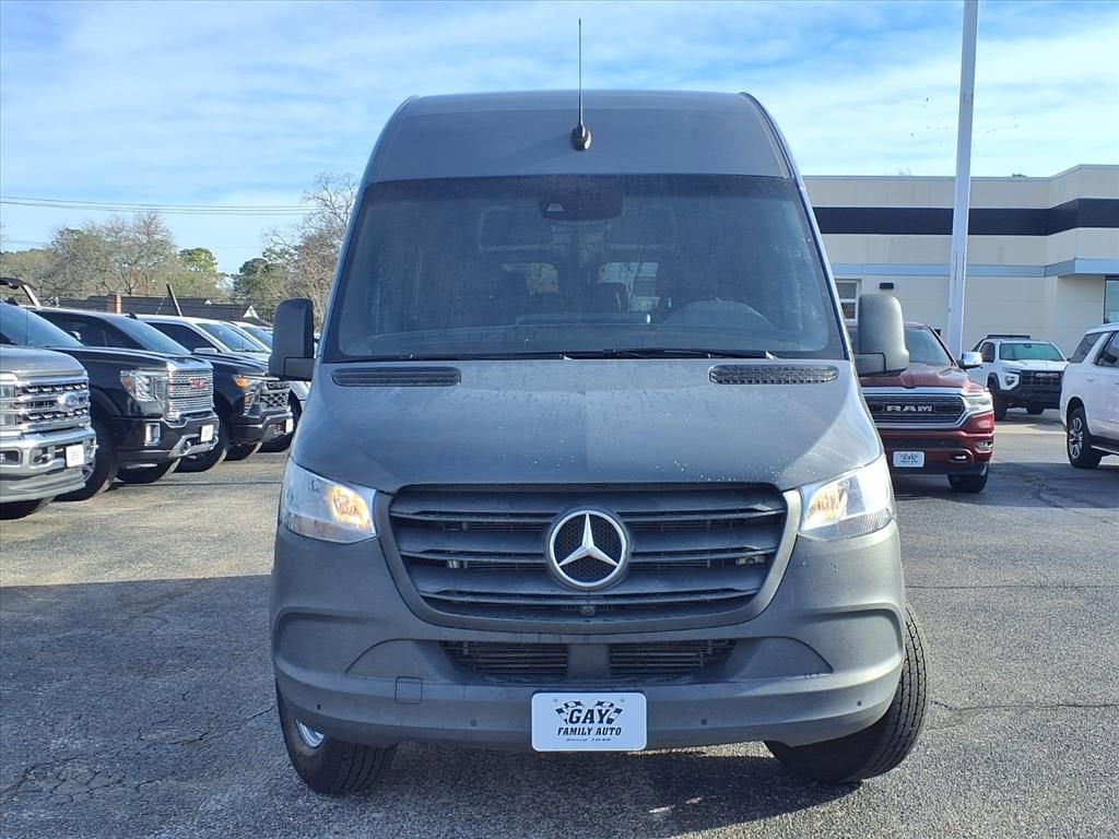 2022 Mercedes-Benz Sprinter Passenger Van Base