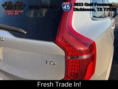 2021 Volvo XC90 Momentum