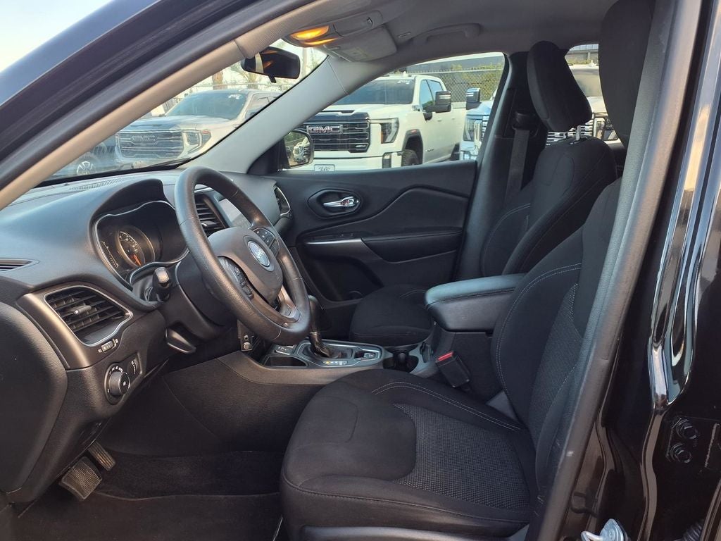 2019 Jeep Cherokee Latitude
