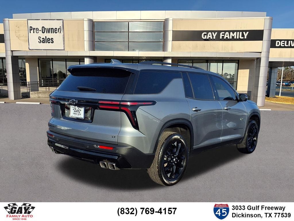 2024 Chevrolet Traverse LT