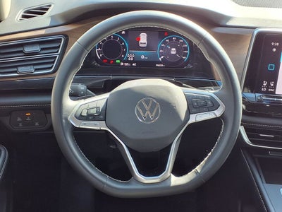 2024 Volkswagen Atlas 2.0T SE