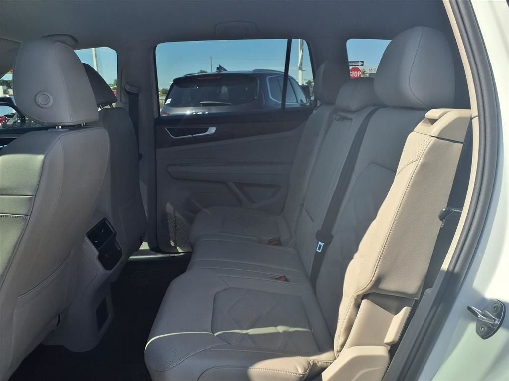 2024 Volkswagen Atlas 2.0T SE
