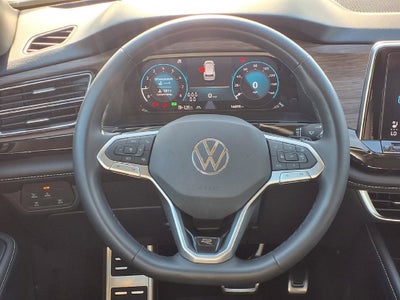 2024 Volkswagen Atlas 2.0T SEL Premium R-Line