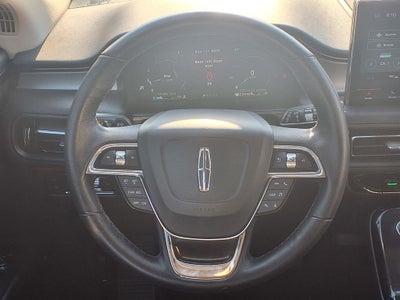 2022 Lincoln Nautilus Standard
