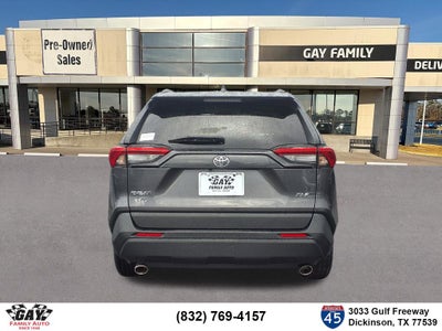 2022 Toyota RAV4 XLE