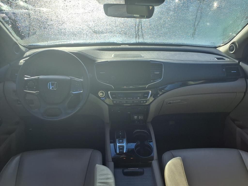 2021 Honda Pilot Touring 8 Passenger