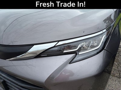 2022 Toyota Sienna LE 8 Passenger
