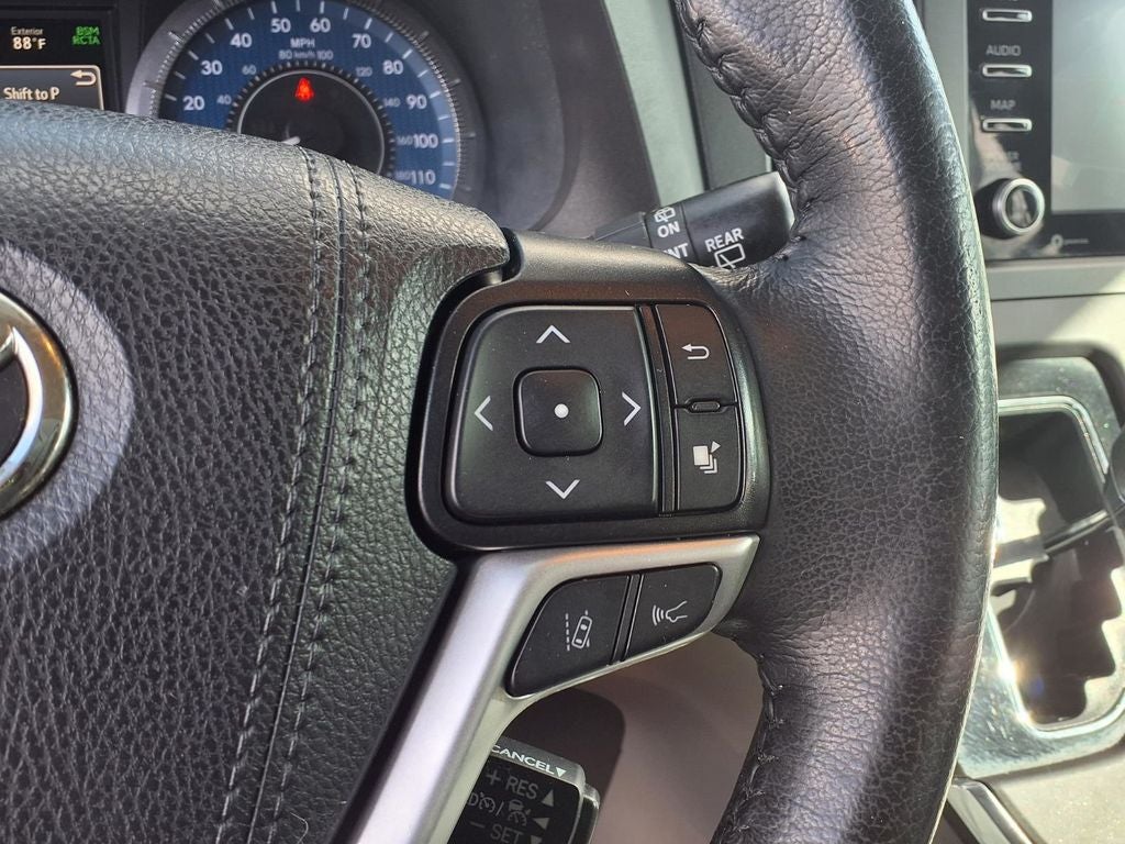 2019 Toyota Sienna XLE 8 Passenger
