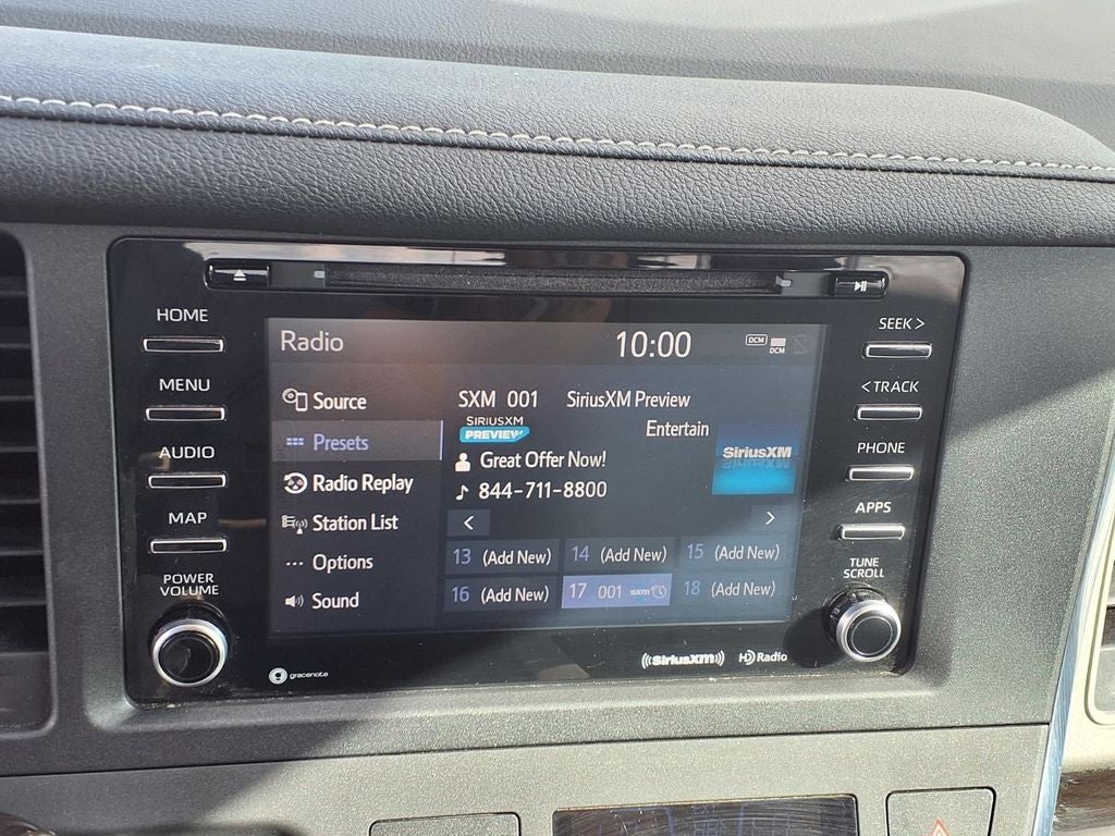 2019 Toyota Sienna XLE 8 Passenger