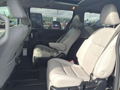 2020 Toyota Sienna Limited Premium 7 Passenger