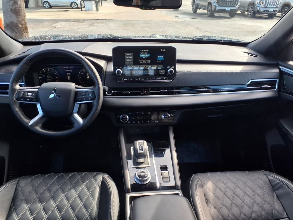 2023 Mitsubishi Outlander SEL
