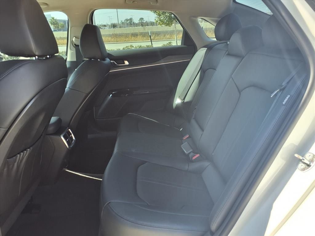 2025 Kia K5 EX