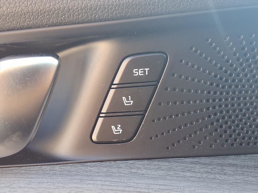 2025 Kia K5 EX