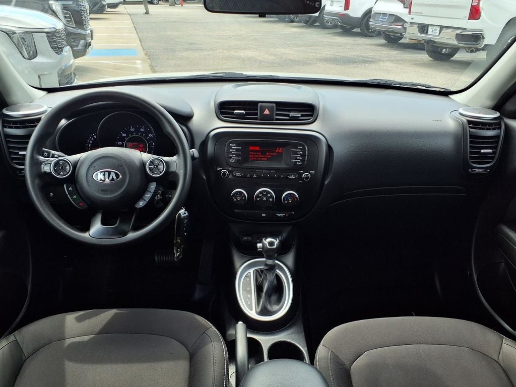 2016 Kia Soul Base
