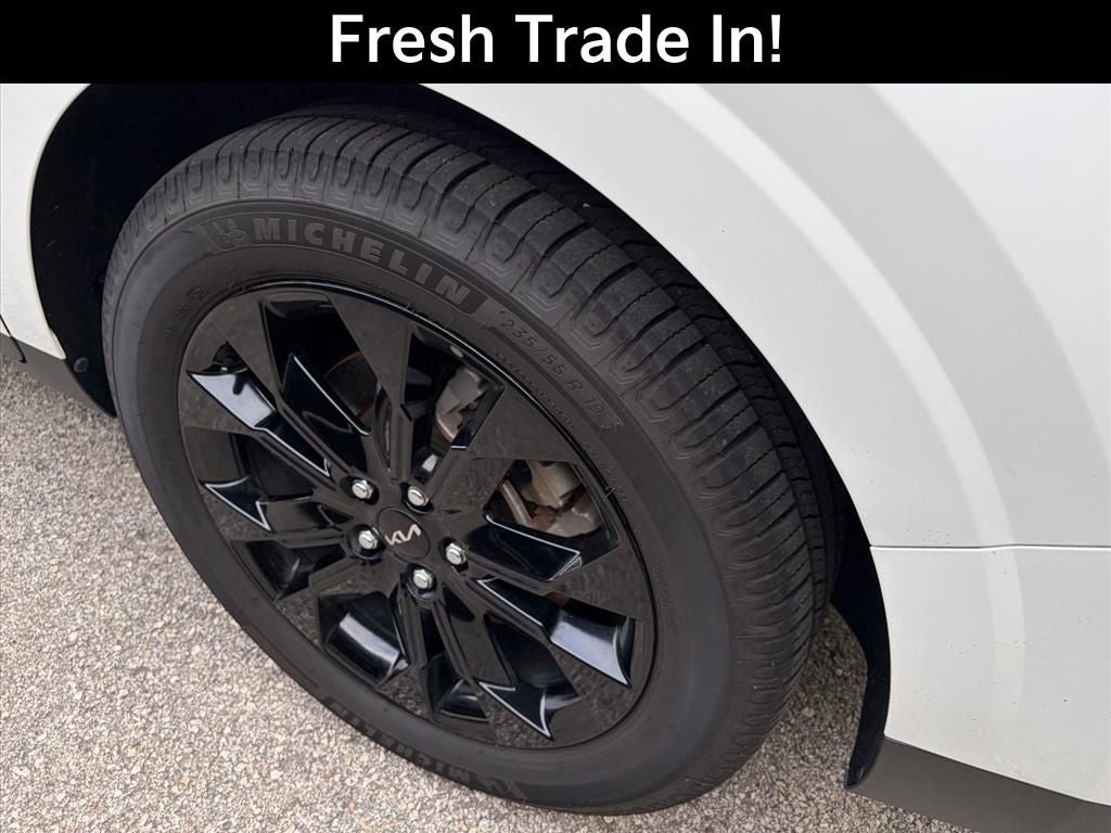 2024 Kia Carnival SX