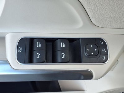 2023 Mercedes-Benz GLB GLB 250